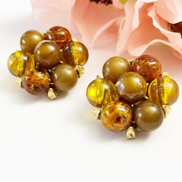Kramer New York Vintage Brown Beaded Cluster Clip Earrings - Picture 2 of 6